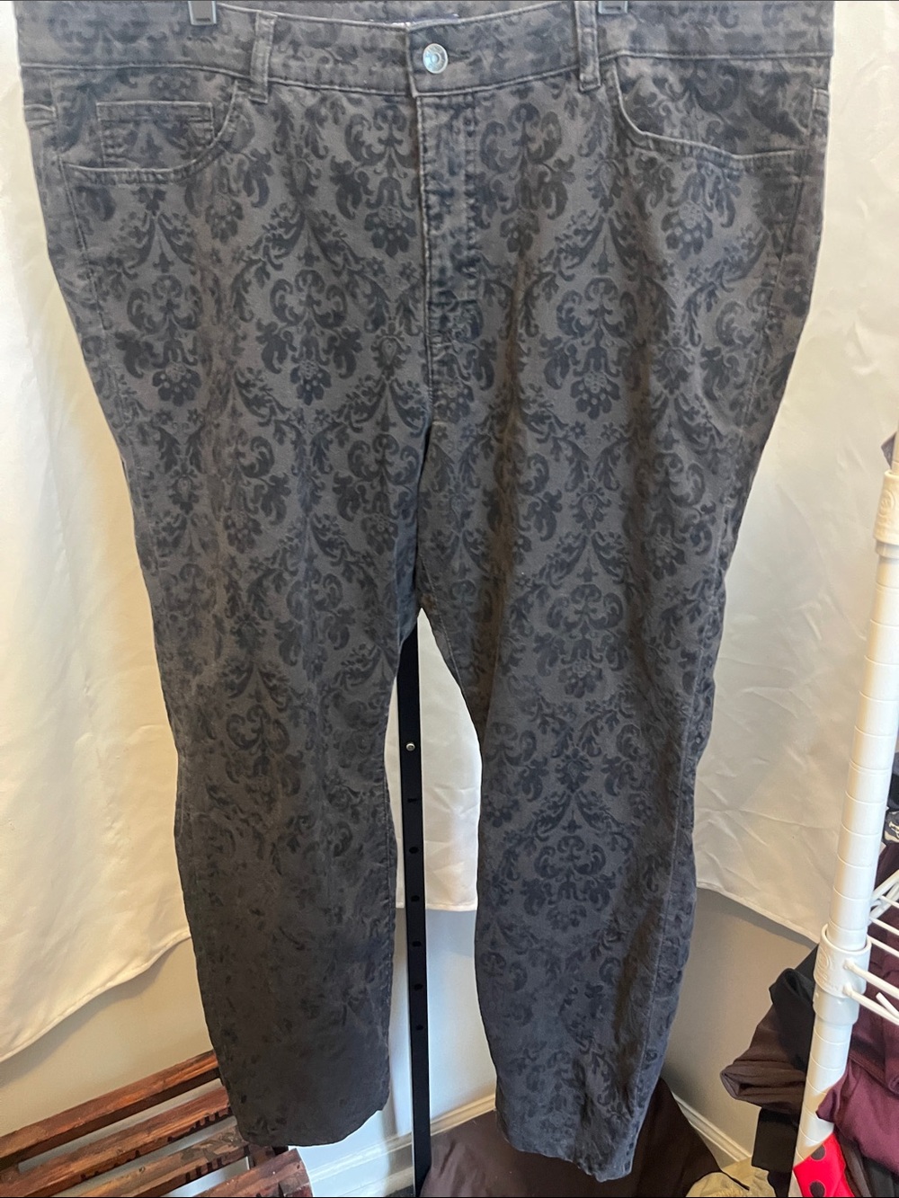 Chaps Gray Damask-Pattern Relaxed Jeans